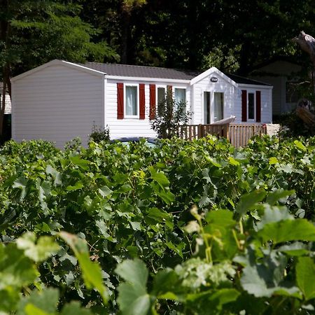 Camping Le Pressoir Petit-Palais-et-Cornemps エクステリア 写真