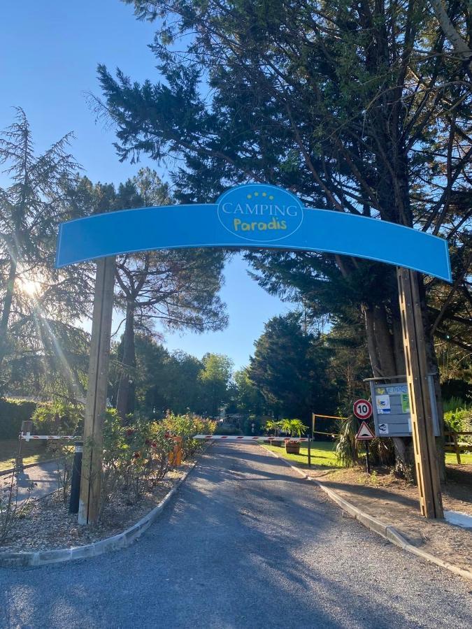 Camping Le Pressoir Petit-Palais-et-Cornemps エクステリア 写真
