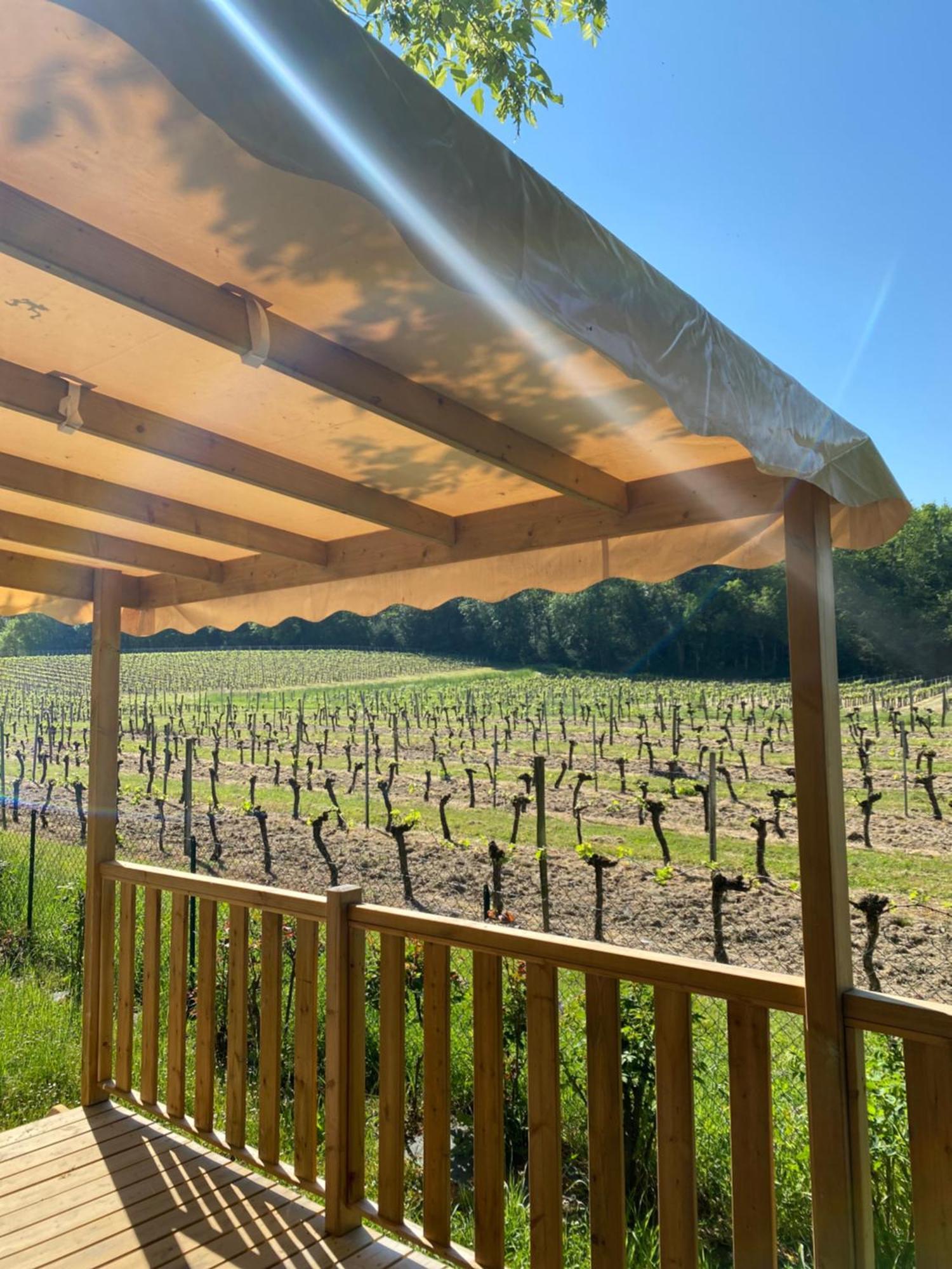 Camping Le Pressoir Petit-Palais-et-Cornemps エクステリア 写真
