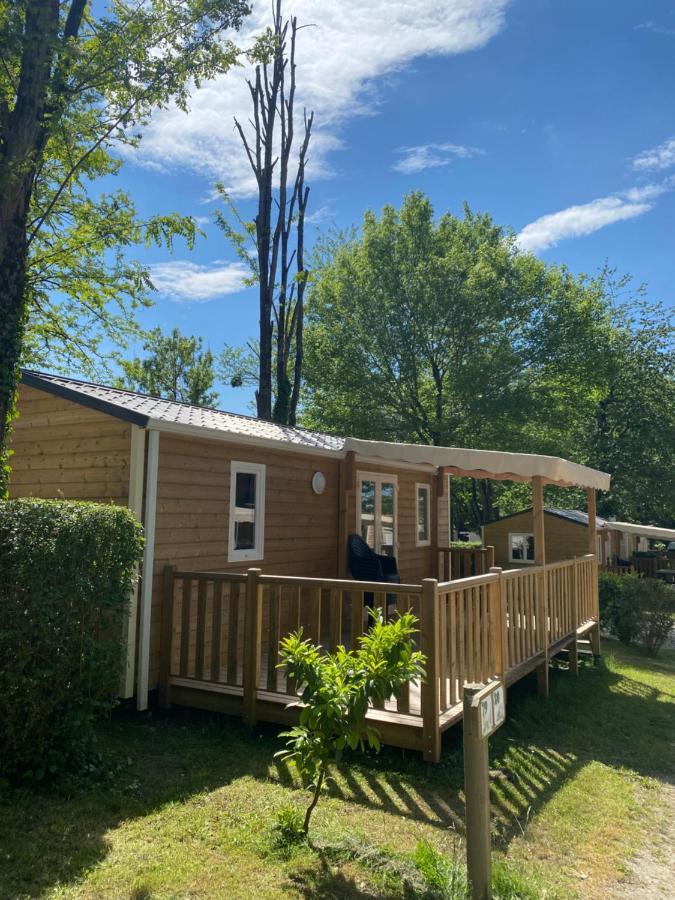 Camping Le Pressoir Petit-Palais-et-Cornemps エクステリア 写真